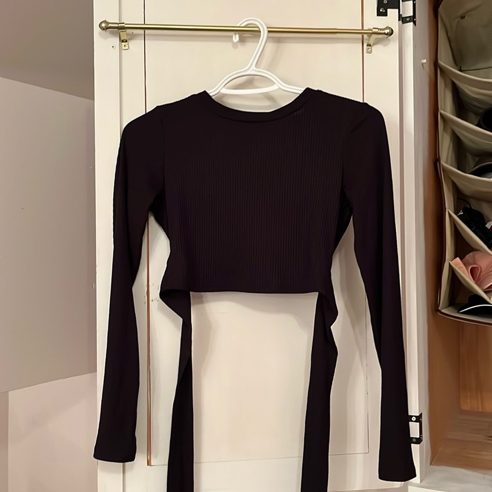 Black crossed open back laced top (Timing, Small, Black)